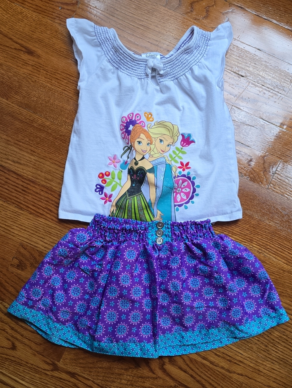 Disney Store Frozen Girls White Top and Purple Floral Skirt Matching Set